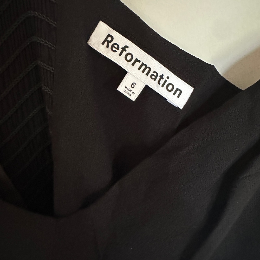 NEW Reformation Kourtney Dress in Black - size 6 - Picture 11 of 11